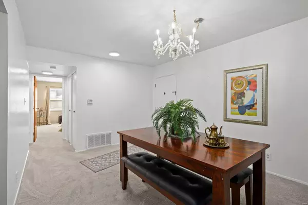 Collinsville, IL 62234,1049 Lafayette CT #C