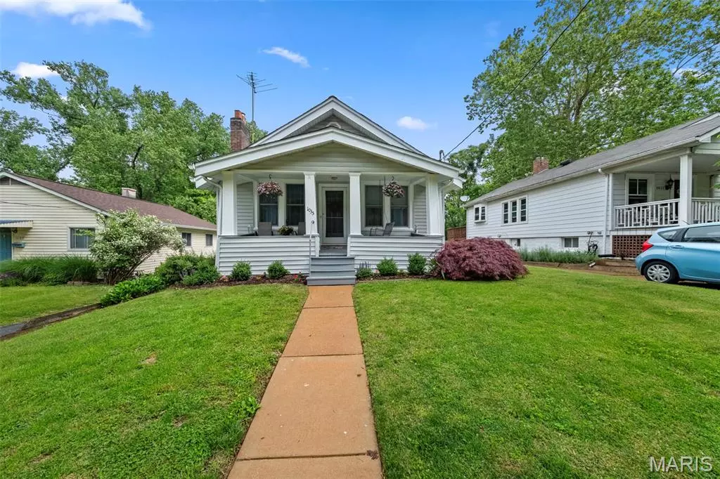 Webster Groves, MO 63119,1035 Tuxedo BLVD