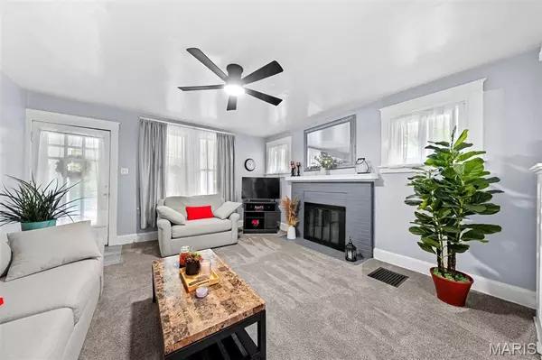 Webster Groves, MO 63119,1035 Tuxedo BLVD