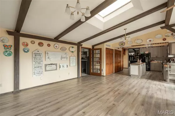 Williamsville, MO 63967,255 Wayne 406