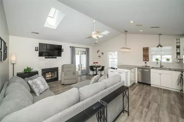 St Louis, MO 63131,10329 Garibaldi PL