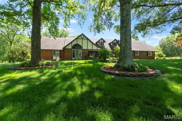 Cape Girardeau, MO 63701,167 Red Fox LN