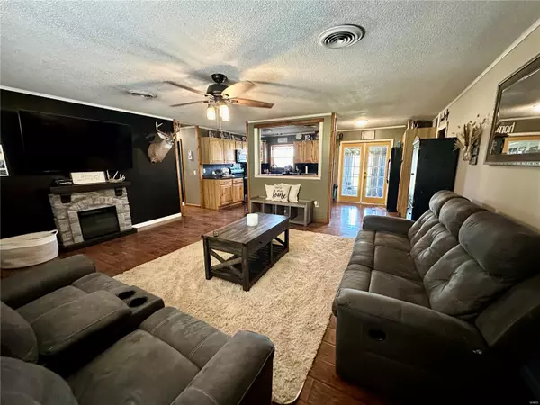 St James, MO 65559,20097 County Road 1230