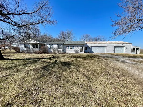 Dorchester, IL 62033,392 N Salisbury ST