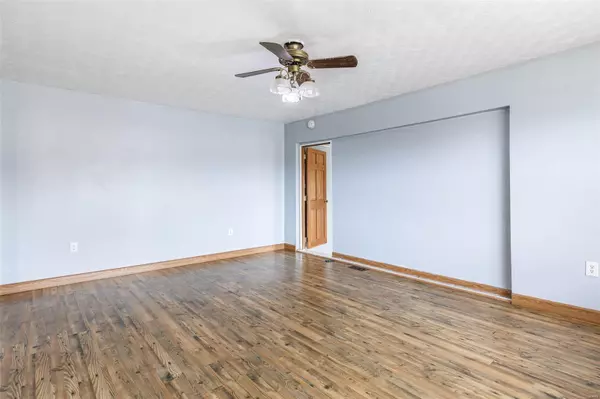 Bismarck, MO 63624,412 W Main ST