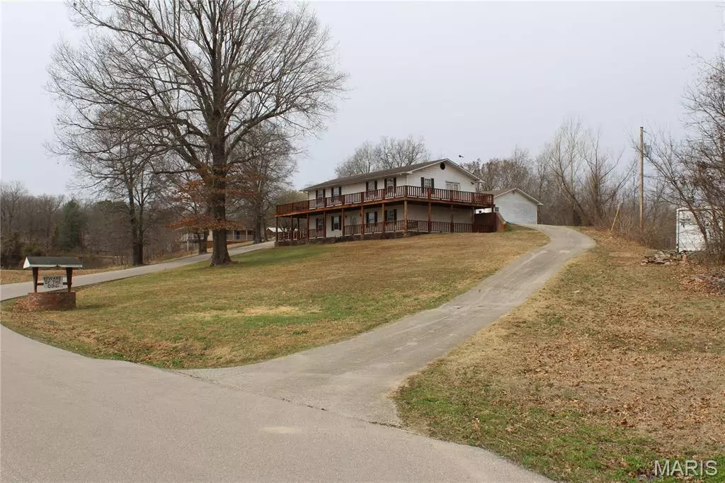 Poplar Bluff, MO 63901,171 Red Robin Lane