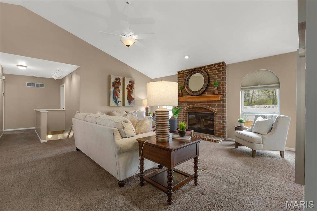 St Louis, MO 63129,7349 Summer Manor DR