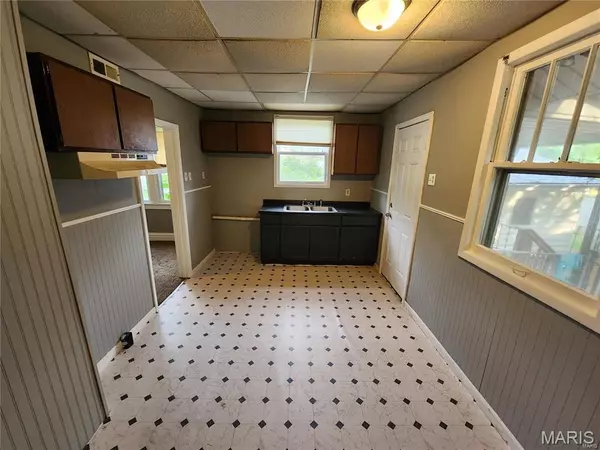 Riverview, MO 63137,206 Crown DR