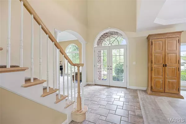 St Albans, MO 63073,275 Merlot LN