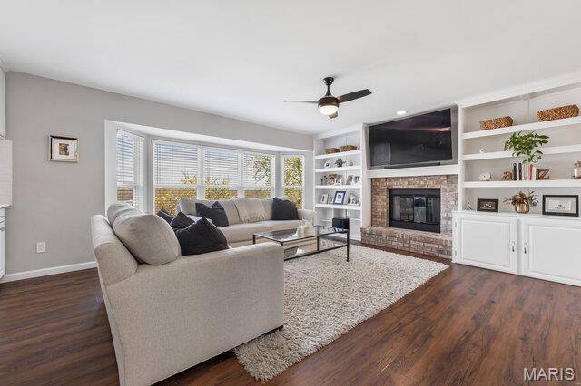 St Charles, MO 63304,5460 Precious Stone DR