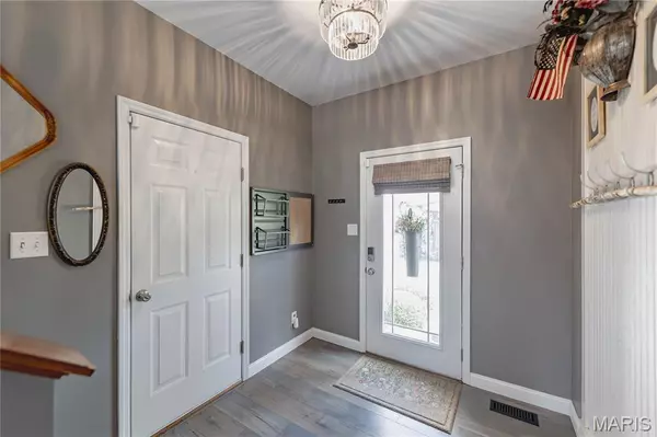 Lake St Louis, MO 63367,435 Parkgate Dr
