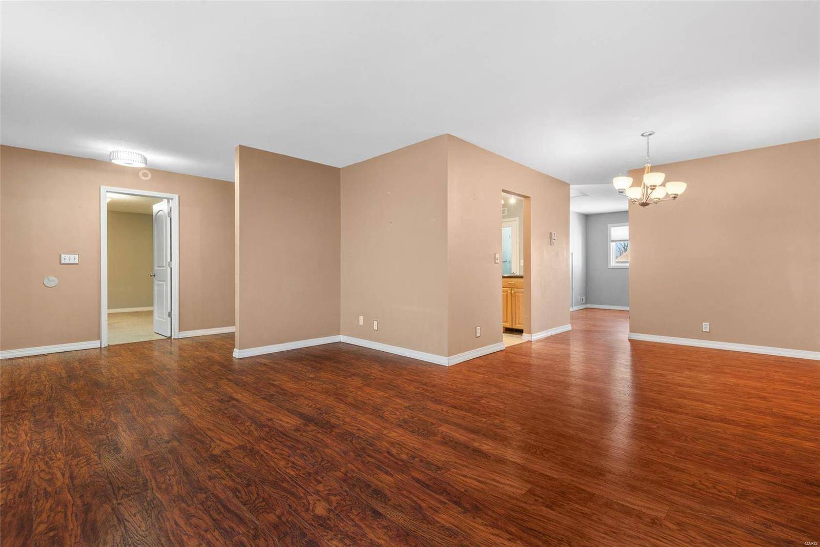 Belleville, IL 62221,3209 Seven Pines DR