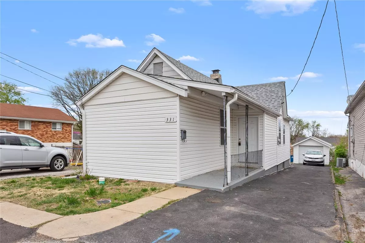St Louis, MO 63125,331 Lenhardt AVE