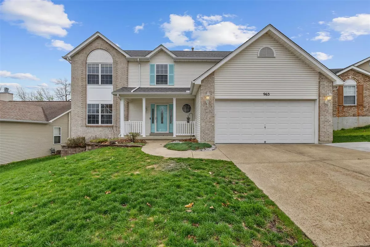 Fenton, MO 63026,963 Shadow Pine DR