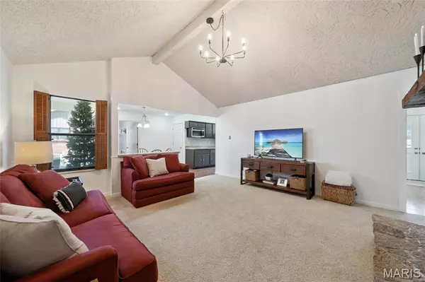 St Louis, MO 63128,5119 Olde Silver PL