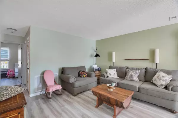 Valley Park, MO 63088,290 Highland Village DR