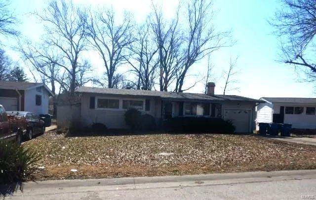 10303 Trask DR, St Louis, MO 63136