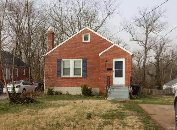 9 S Hartnett AVE, St Louis, MO 63135