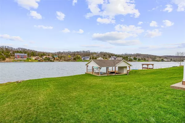 Hillsboro, MO 63050,10122 Lake Ridge DR