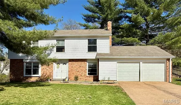 15450 Shadyford CT, Chesterfield, MO 63017