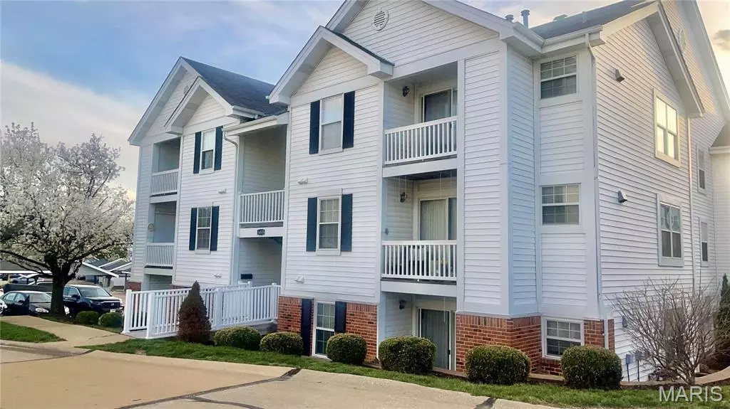 16535 Victoria Crossing DR #B, Wildwood, MO 63040