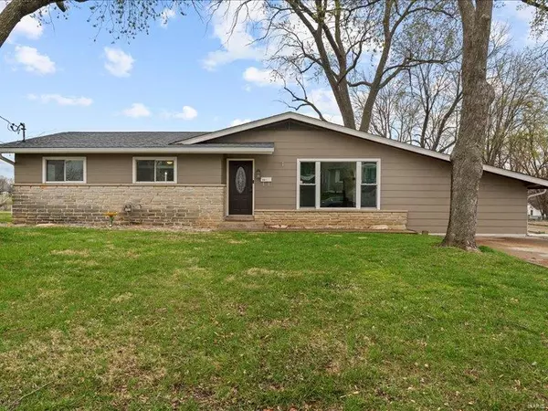 810 Saint Charles AVE, St Charles, MO 63301