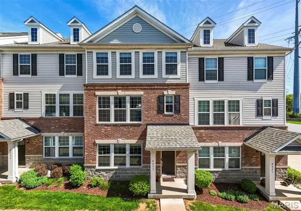 8027 Sydney Park, Richmond Heights, MO 63117
