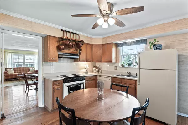 St Louis, MO 63126,10319 Golterman DR