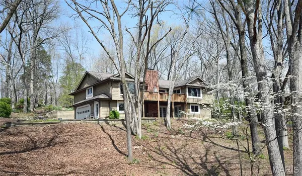 2248 Ridgley Woods DR, Chesterfield, MO 63005