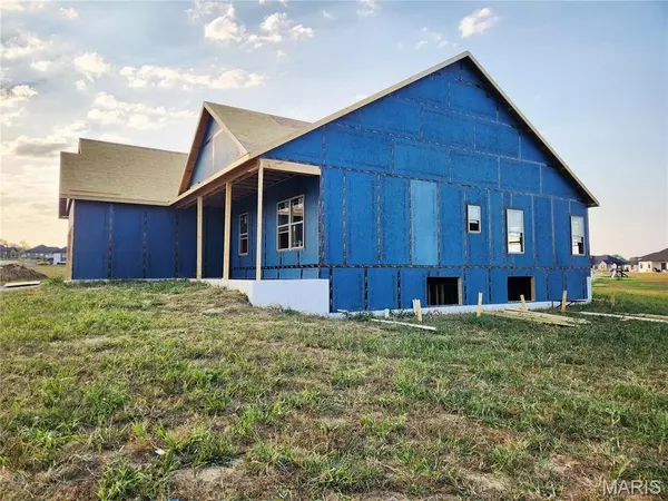 Shiloh, IL 62221,3740 Golfview CIR