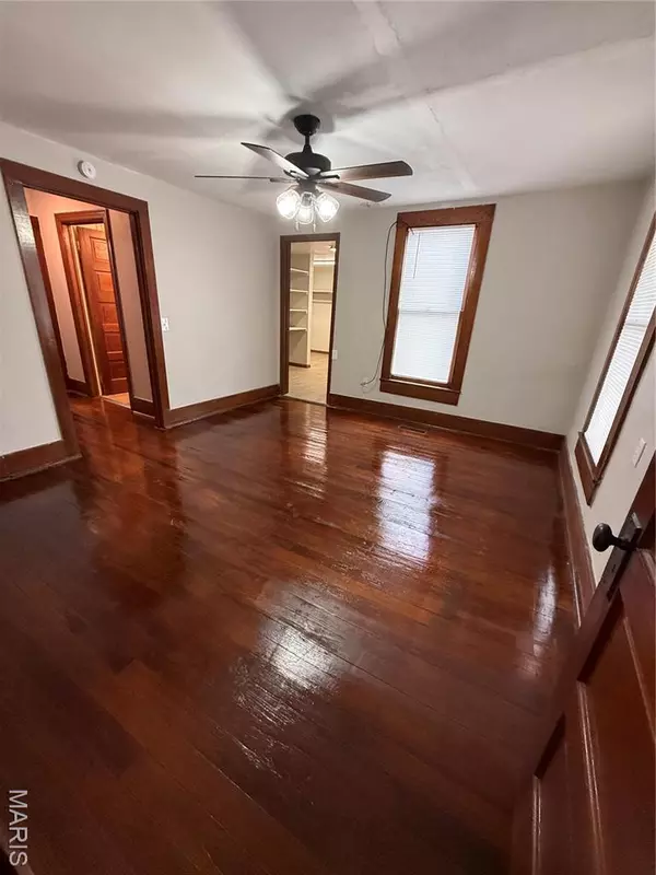 Bowling Green, MO 63334,13978 Pike 496