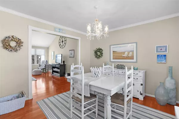 Fenton, MO 63026,948 San Sebastian DR