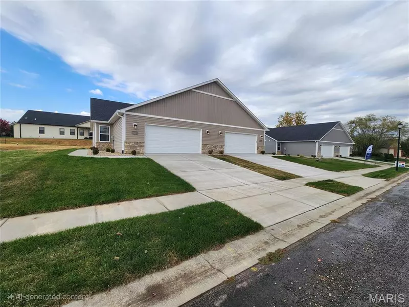 10950 Upland Terrace, Lebanon, IL 62254