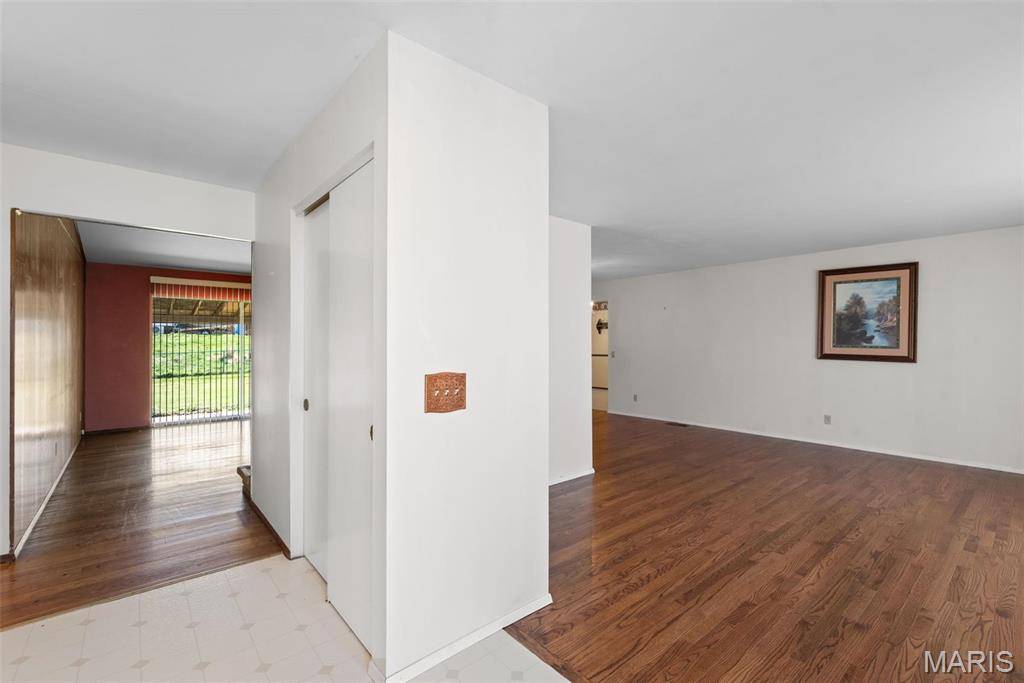 St Louis, MO 63129,2838 Flintwood DR