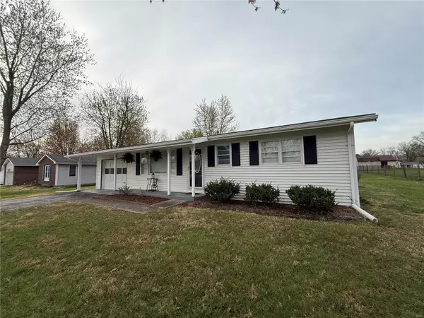 Montgomery City, MO 63361,412 E Walsh ST