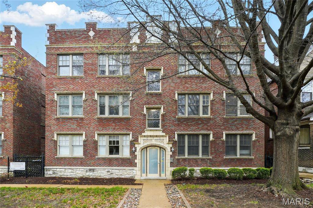 4228 McPherson AVE #212, St Louis, MO 63108