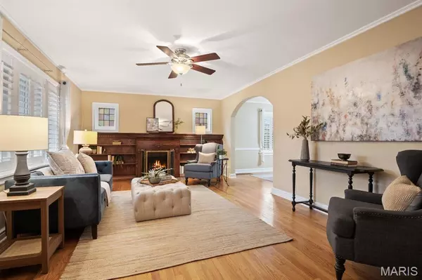 St Louis, MO 63117,7734 Wise AVE