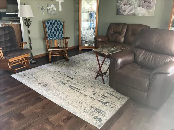 Desloge, MO 63601,202 N Grant