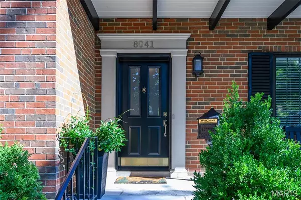 St Louis, MO 63105,8041 Daytona DR