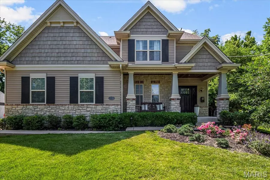 17 Denver PL, St Louis, MO 63119