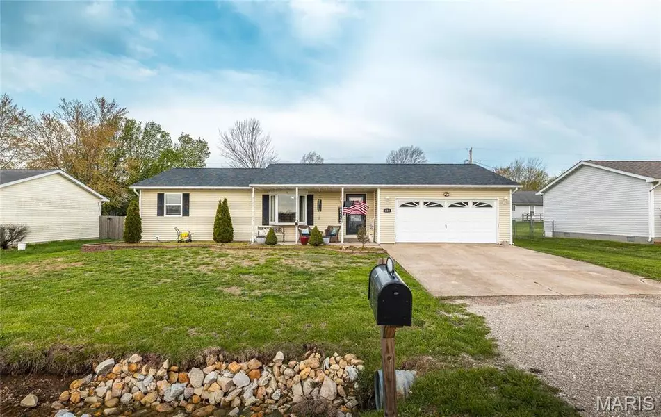 639 N Springfield ST, St James, MO 65559