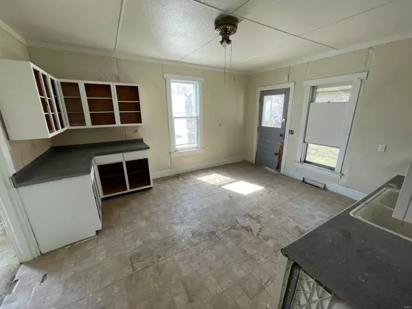 East Alton, IL 62024,208 Goulding ST