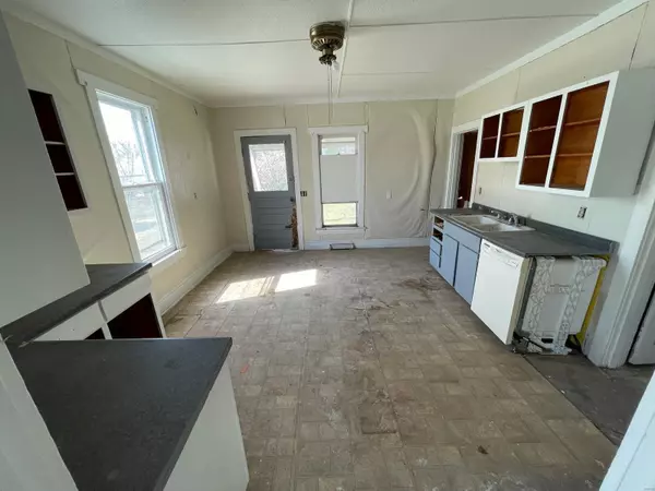 East Alton, IL 62024,208 Goulding ST