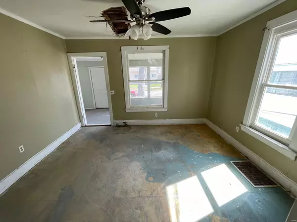 East Alton, IL 62024,208 Goulding ST