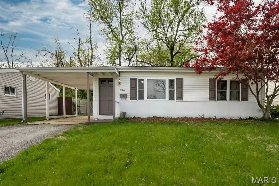 236 Ballwin AVE, Ballwin, MO 63021