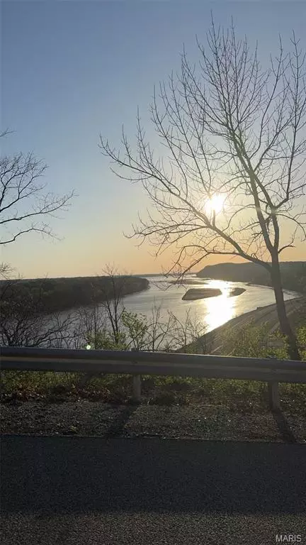 Godfrey, IL 62035,0 Stoneledge DR