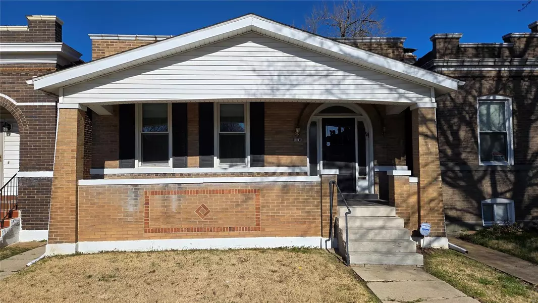 5211 Vermont AVE, St Louis, MO 63111
