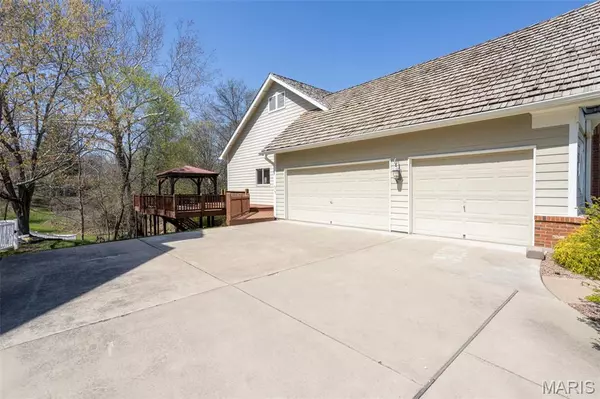 St Charles, MO 63303,393 Portsmouth DR