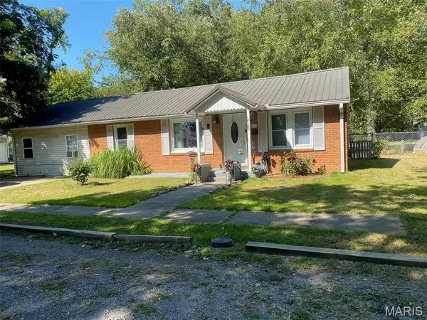 429 W Parker ST, Chaffee, MO 63780