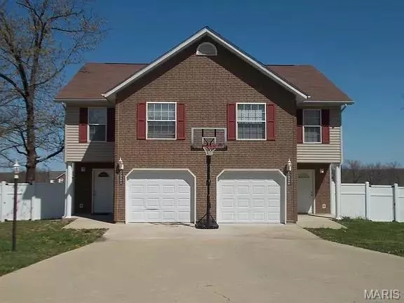 22650 Hollow Oak LN #A and B, St Robert, MO 65584